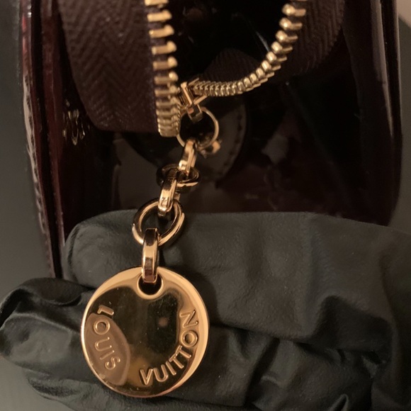Louis Vuitton MM Brea Shoulder Bag - Picture 7 of 9